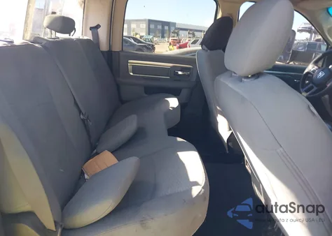 2018 Ram 2500 Slt 4X4 6'4 Box z USA, uszkodzony, nr VIN 3C6UR5DL1JG242616